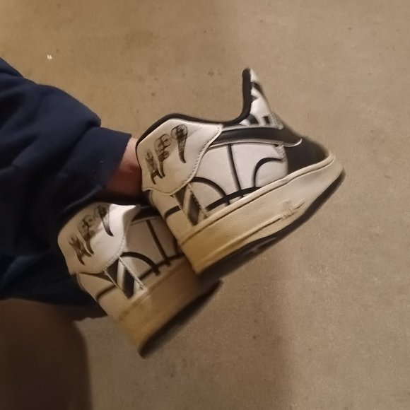 Cabaret Nike 82 - Picture 5 of 6